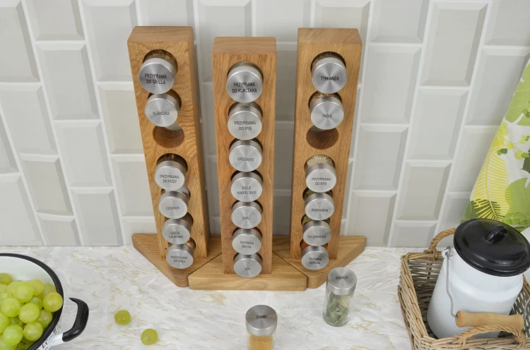 Spice Tower aranżacja trzech sztuk.jpg