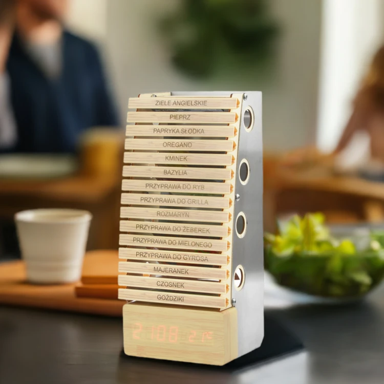 SPICE-TOWER-(drewno)-przyprawnik-z-zegarem-LED-edited_3.png
